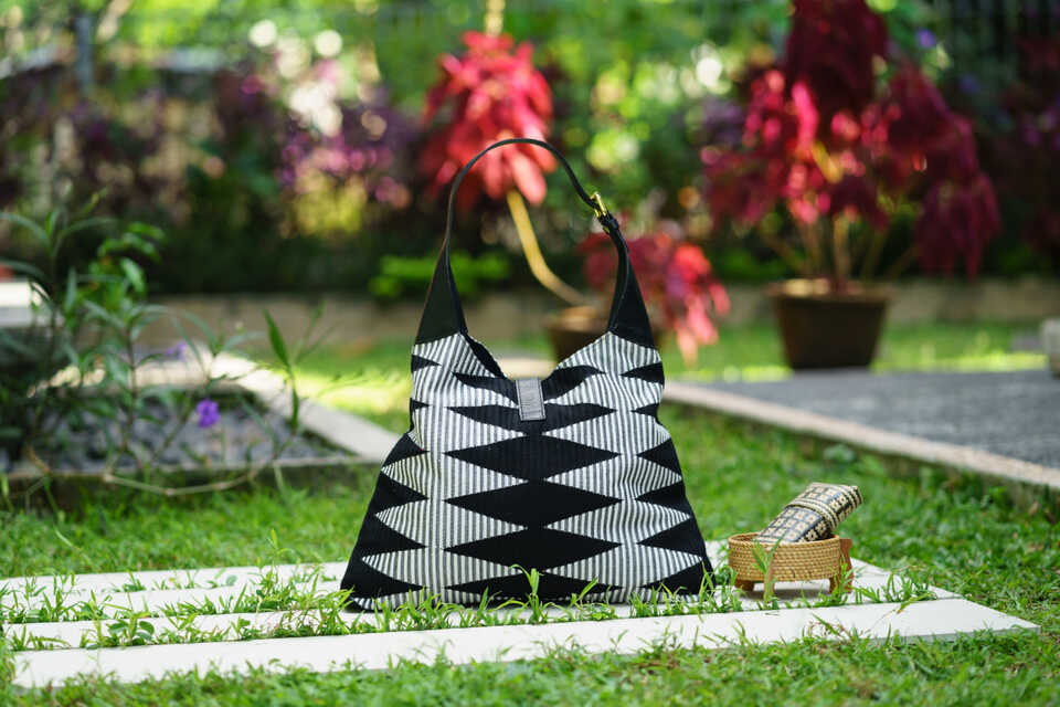 Lombalio handbag from Rangrang